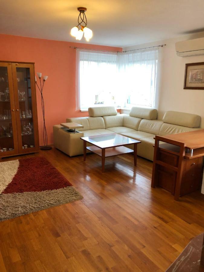 Apartment Tekelova 95M2 プレショフ エクステリア 写真